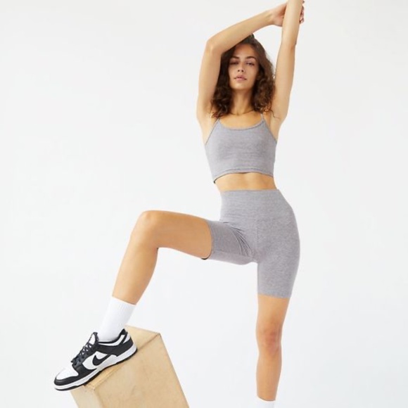 Aritzia TNA Karelis tank - Picture 2 of 3